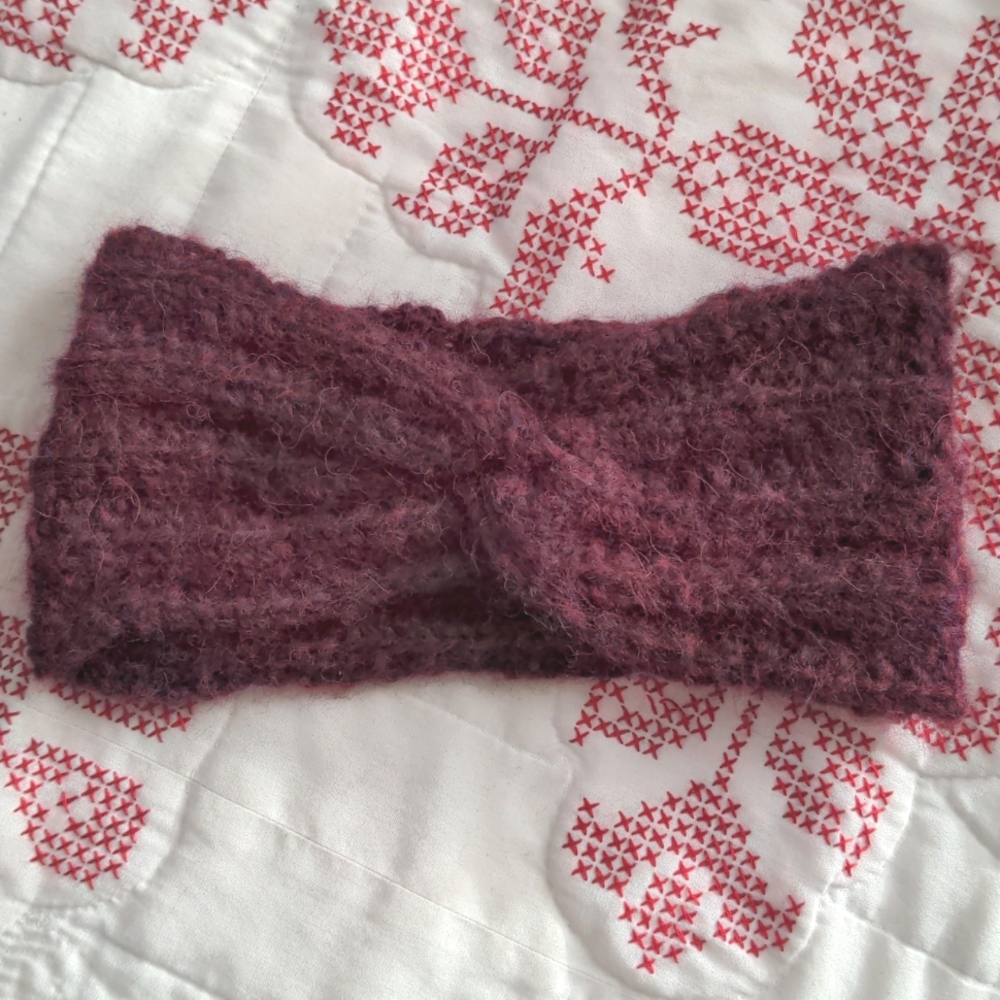 Hand-knitted Maroon Twisted Headband